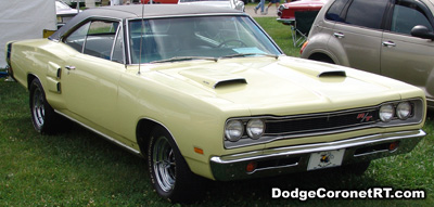1969 Dodge Coronet R/T. Photo from 2007 Mopar Nationals Classic - Columbus, Ohio.