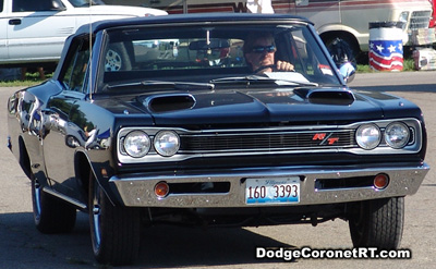 1969 Dodge Coronet R/T. Photo from 2007 Mopar Nationals Classic - Columbus, Ohio.