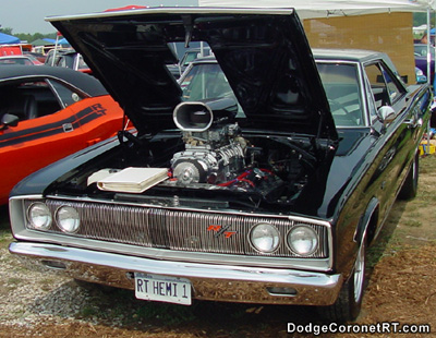 1967 Dodge Coronet R/T with supercharged 426 Hemi. Photo from 2001 Mopar Nationals - Columbus, Ohio.