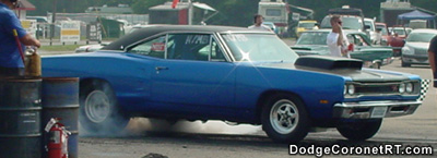 1969 Dodge Coronet R/T. Photo from 2002 Tri State Chrysler Classic - Hamilton, Ohio.