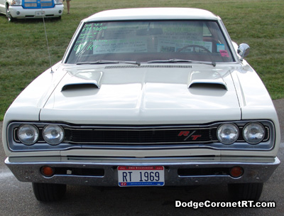 1969 Dodge Coronet R/T. Photo from 2006 Mopar Nationals Classic - Columbus, Ohio.